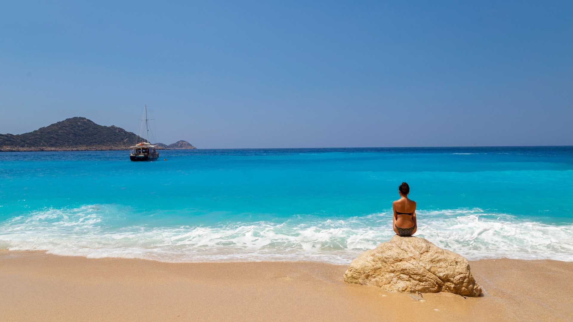 Self Drive Turquoise Coast Tour Image